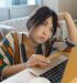 【悲報】フリーランスの正社員出戻りが2.8倍！？クリエイターを「下請け地獄」から救う最強の防衛策